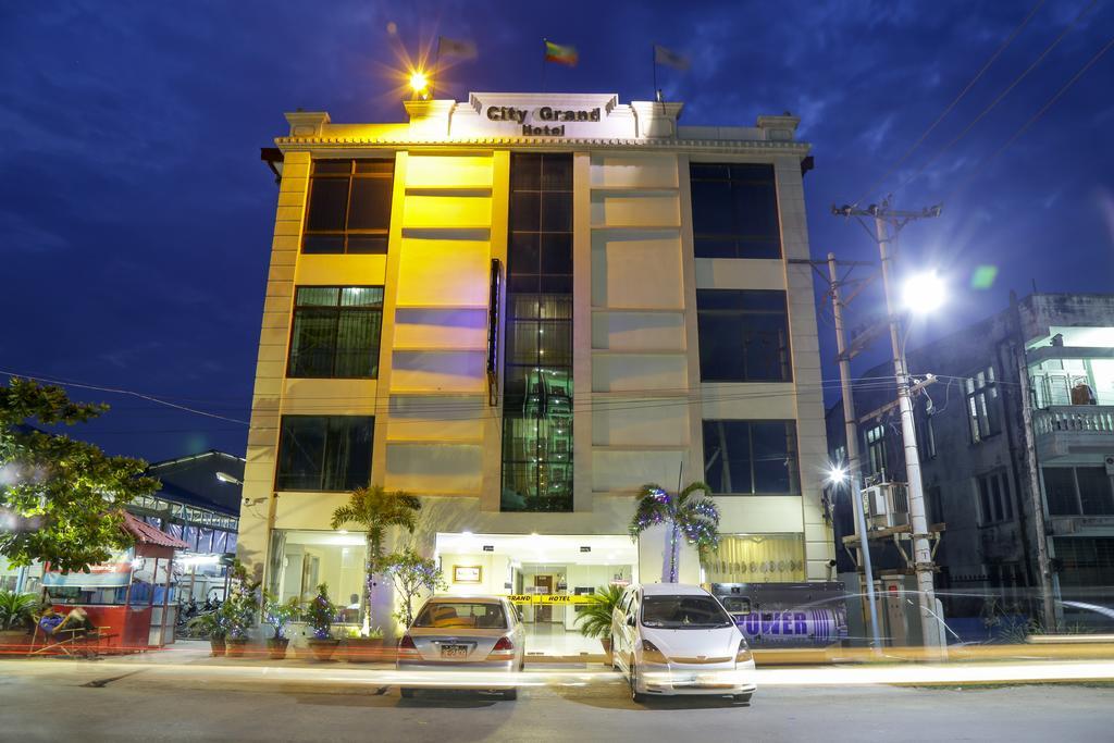 City Grand Hotel Mandalay Extérieur photo