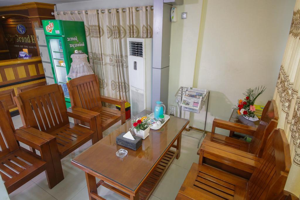 City Grand Hotel Mandalay Extérieur photo