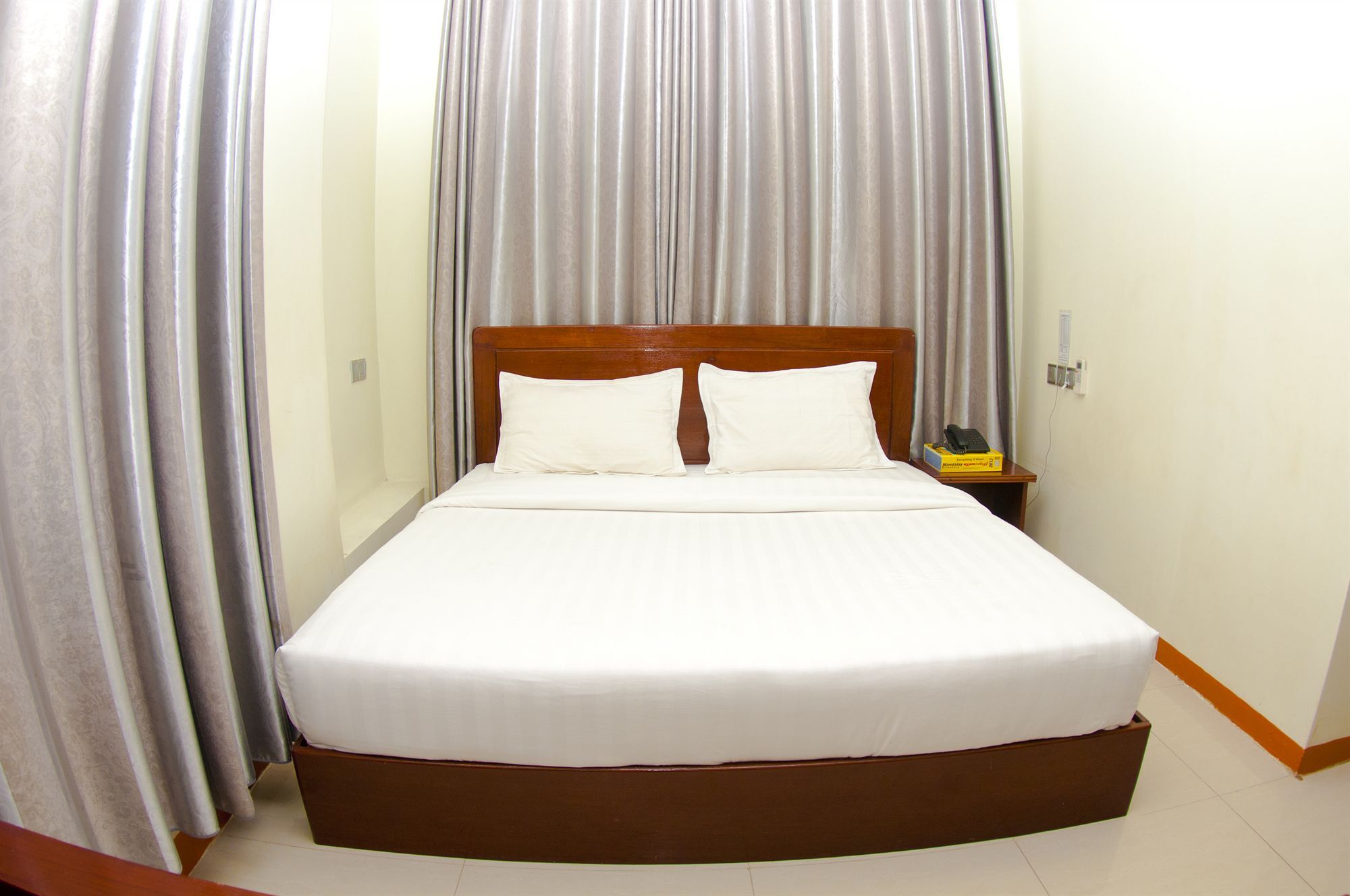City Grand Hotel Mandalay Extérieur photo